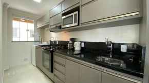 Lindo e Novíssimo Apartamento na Praia de Bombas.